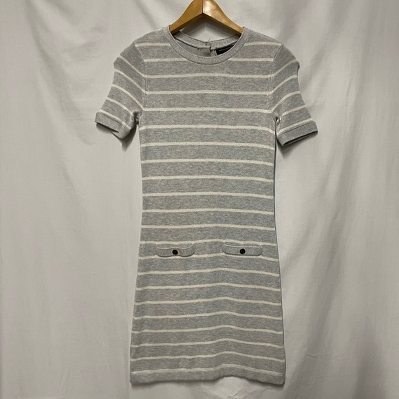 Banana Republic Grey Striped Knit Sweater Dress Short Sleeve Size XS - Picture 11 of 13